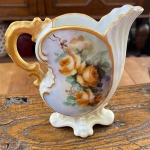 Old HH 1902 mini vase with gold trim